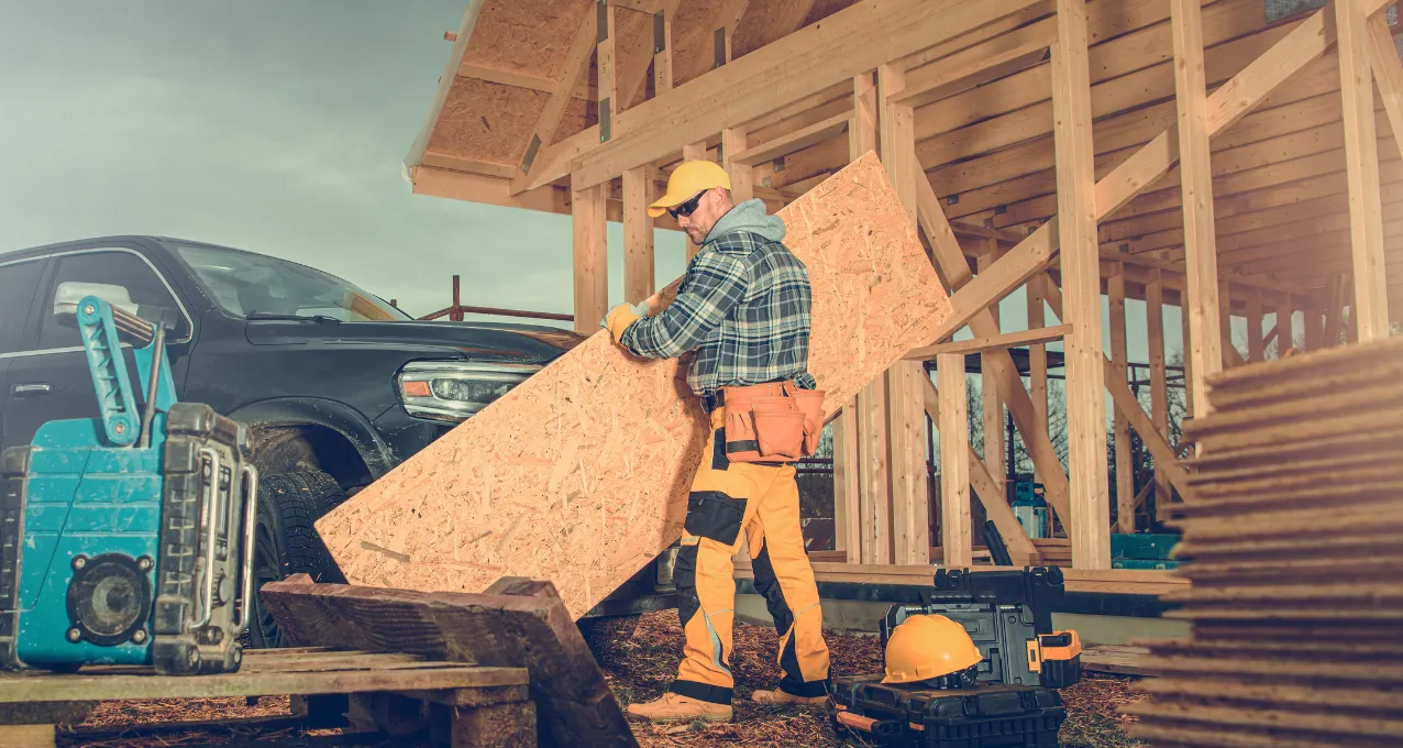 General contractor speaking with a client on the phone